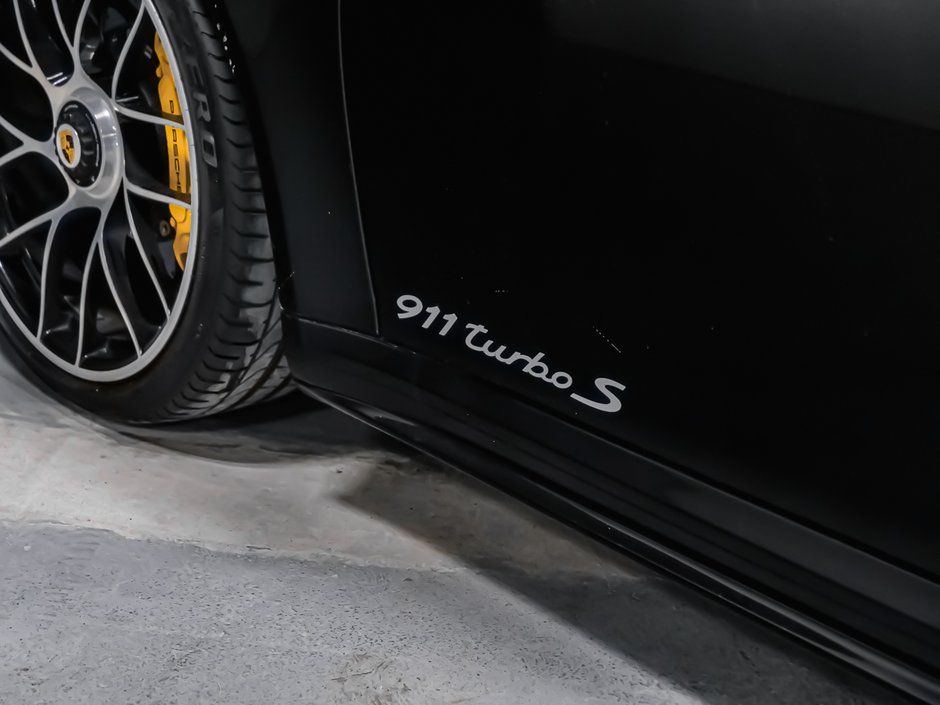 2017 Porsche 911 TURBO S-7