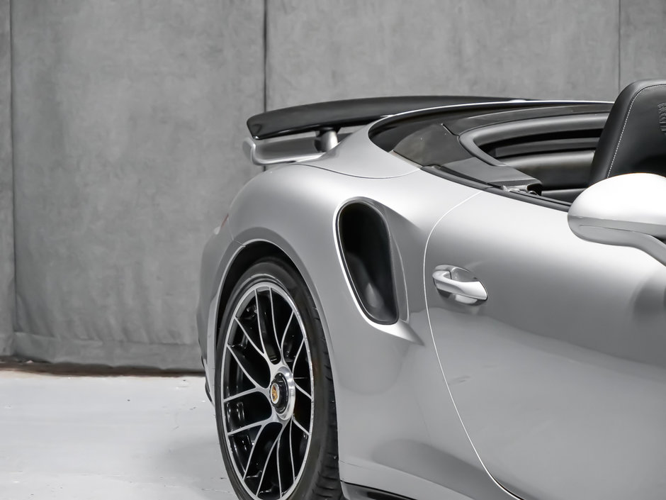 2018 Porsche 911 TURBO S CRABRIOLET-36