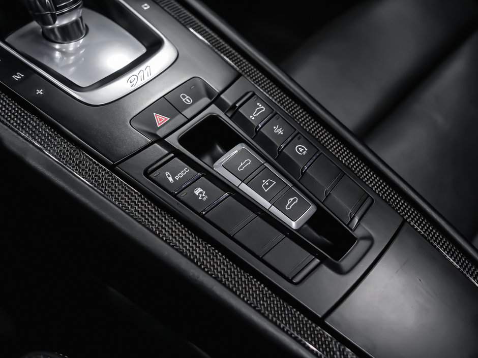 2018 Porsche 911 TURBO S CRABRIOLET-26