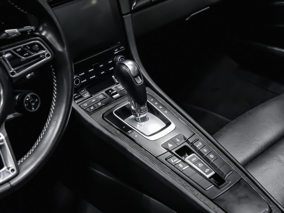 2018 Porsche 911 TURBO S CRABRIOLET-18