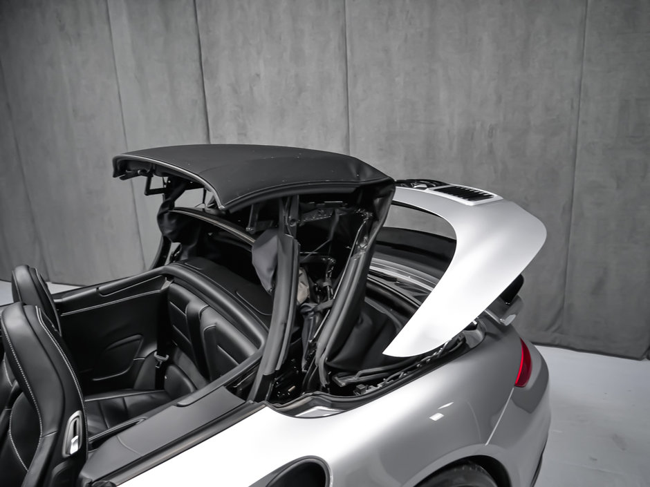 2018 Porsche 911 TURBO S CRABRIOLET-41