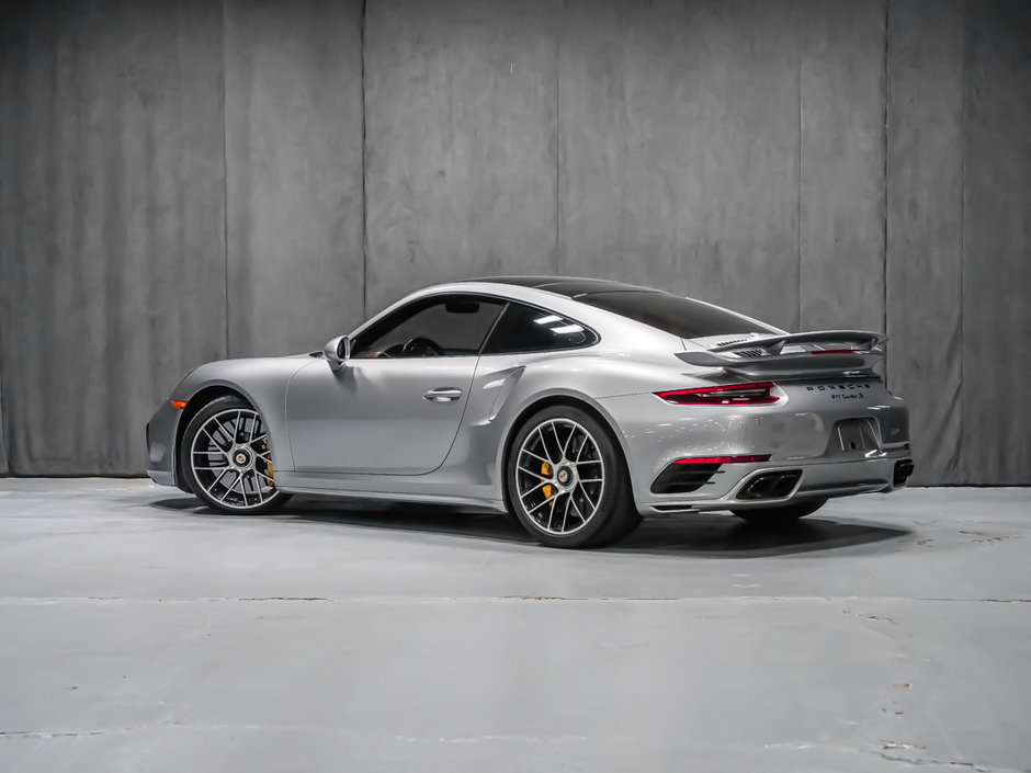 2018 Porsche 911 TURBO S-3
