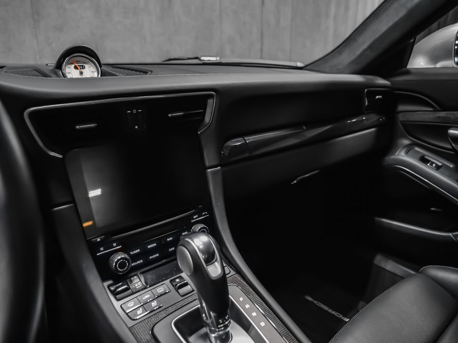 2018 Porsche 911 TURBO S-28