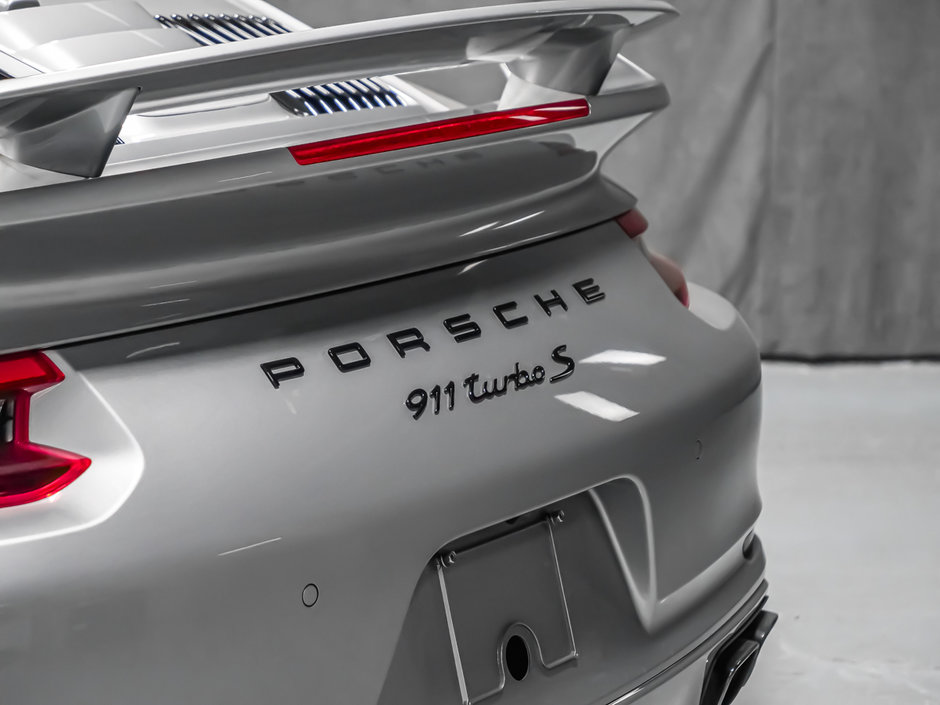2018 Porsche 911 TURBO S-10