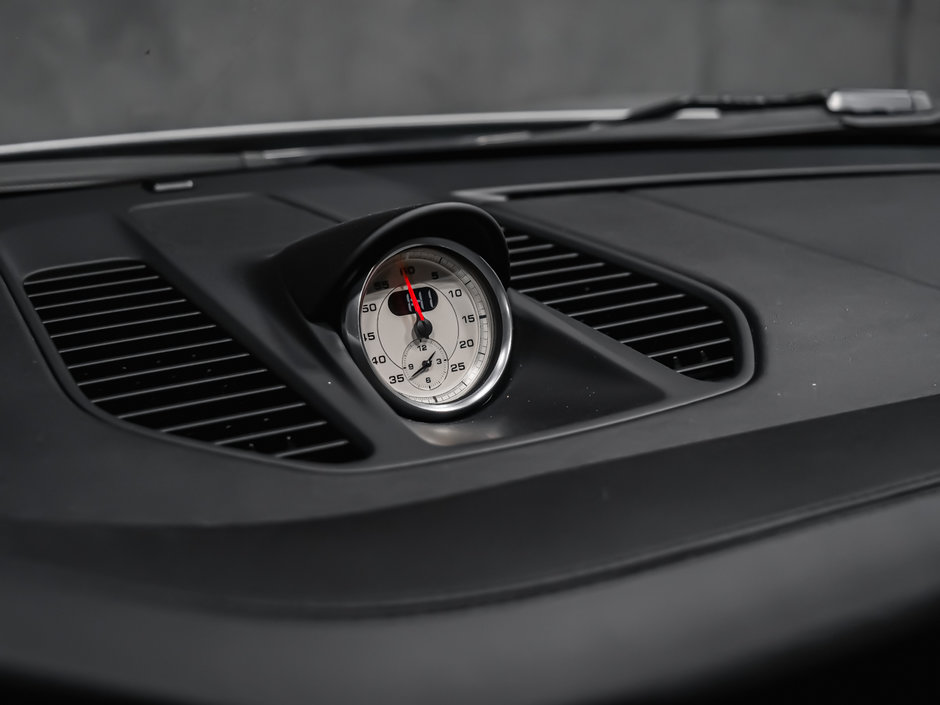 2018 Porsche 911 TURBO S-29