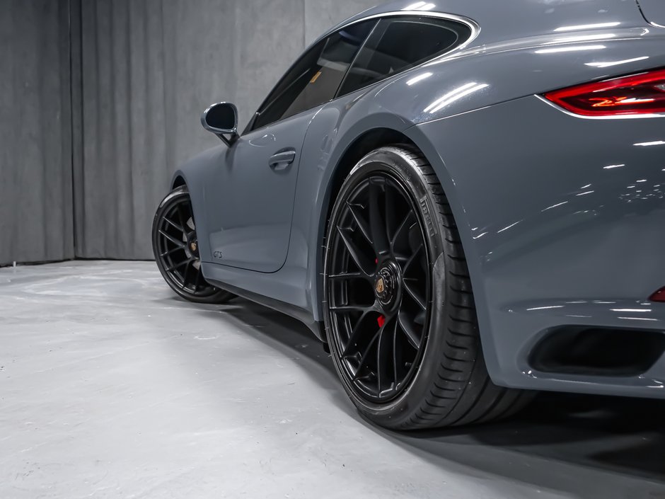 2018 Porsche 911 CARRERA 4 GTS-5