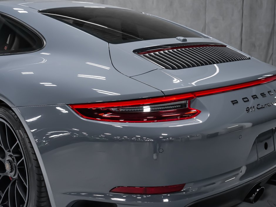2018 Porsche 911 CARRERA 4 GTS-14