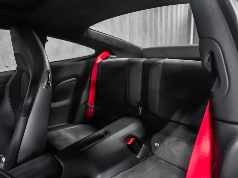 2018 Porsche 911 CARRERA 4 GTS-33