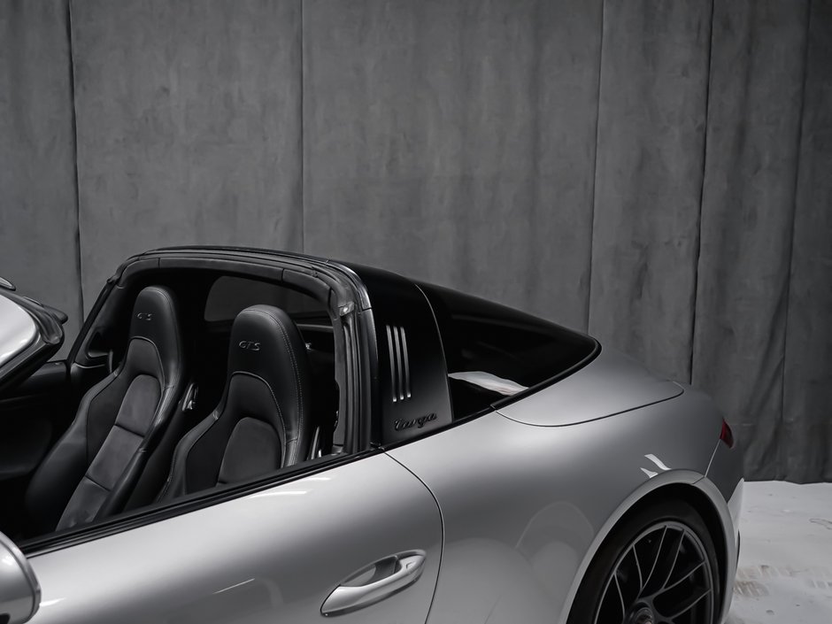 Porsche 911 TARGA 4 GTS 2018-30
