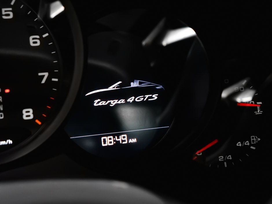 Porsche 911 TARGA 4 GTS 2018-18
