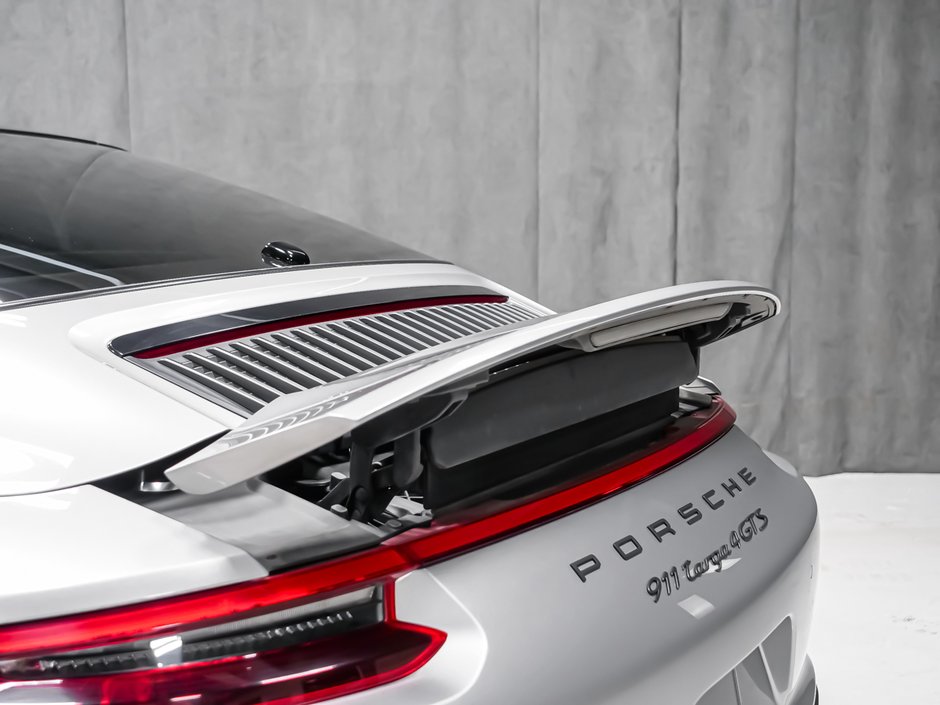 Porsche 911 TARGA 4 GTS 2018-7