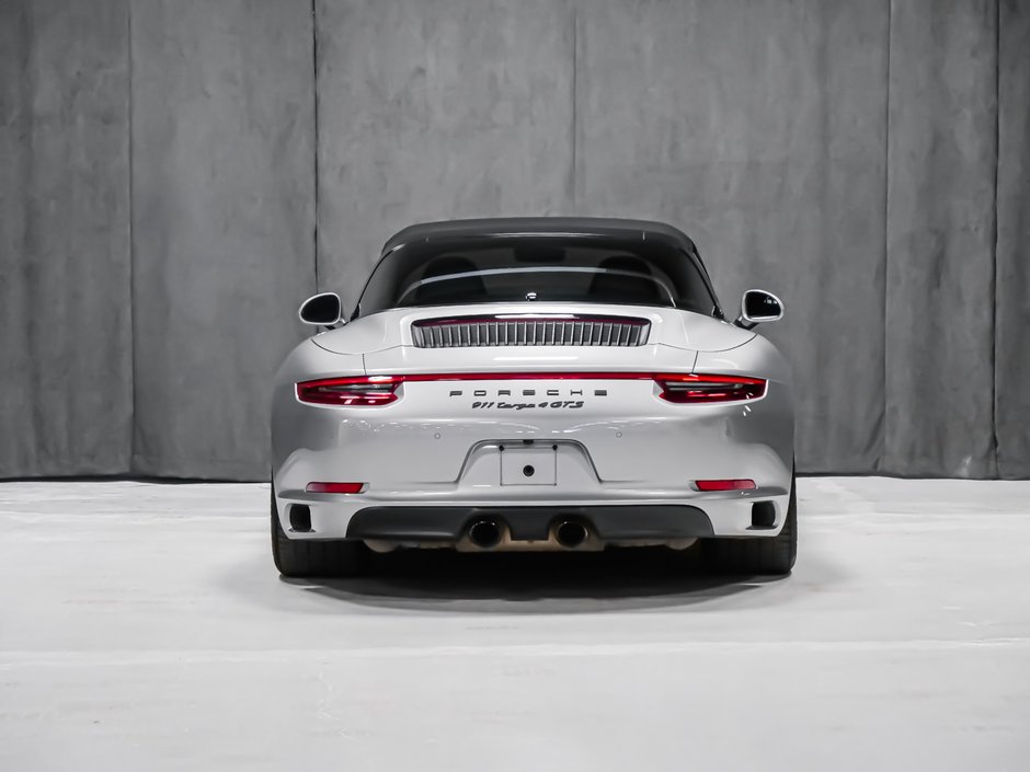 Porsche 911 TARGA 4 GTS 2018-9