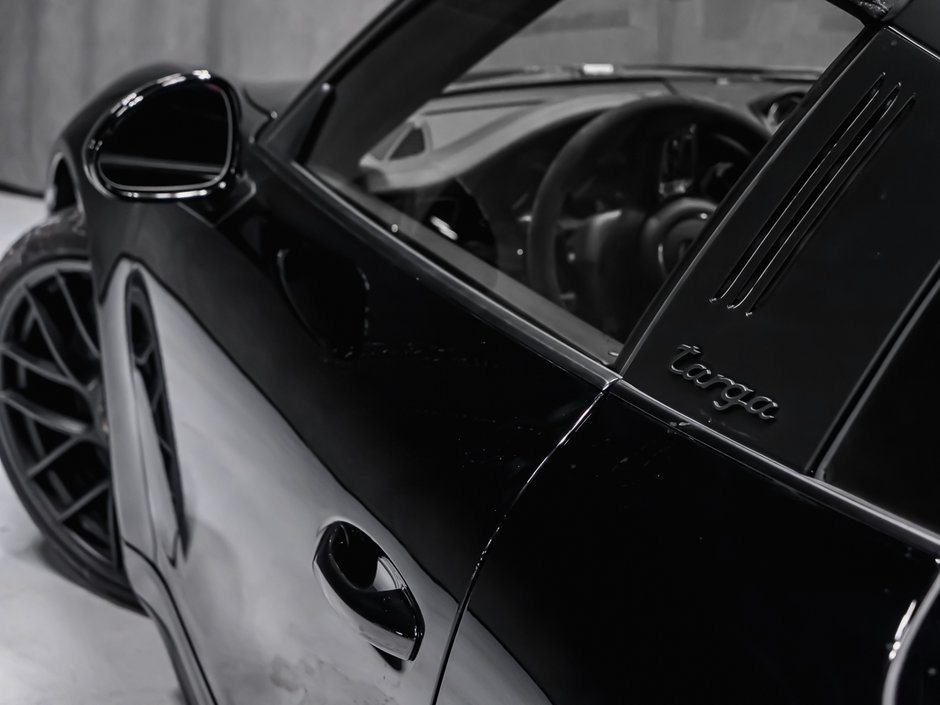 2019 Porsche 911 Targa 4 GTS-14