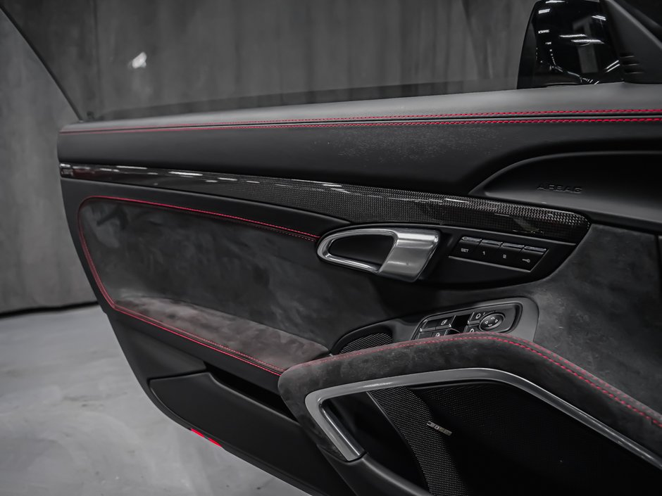 2019 Porsche 911 Targa 4 GTS-23