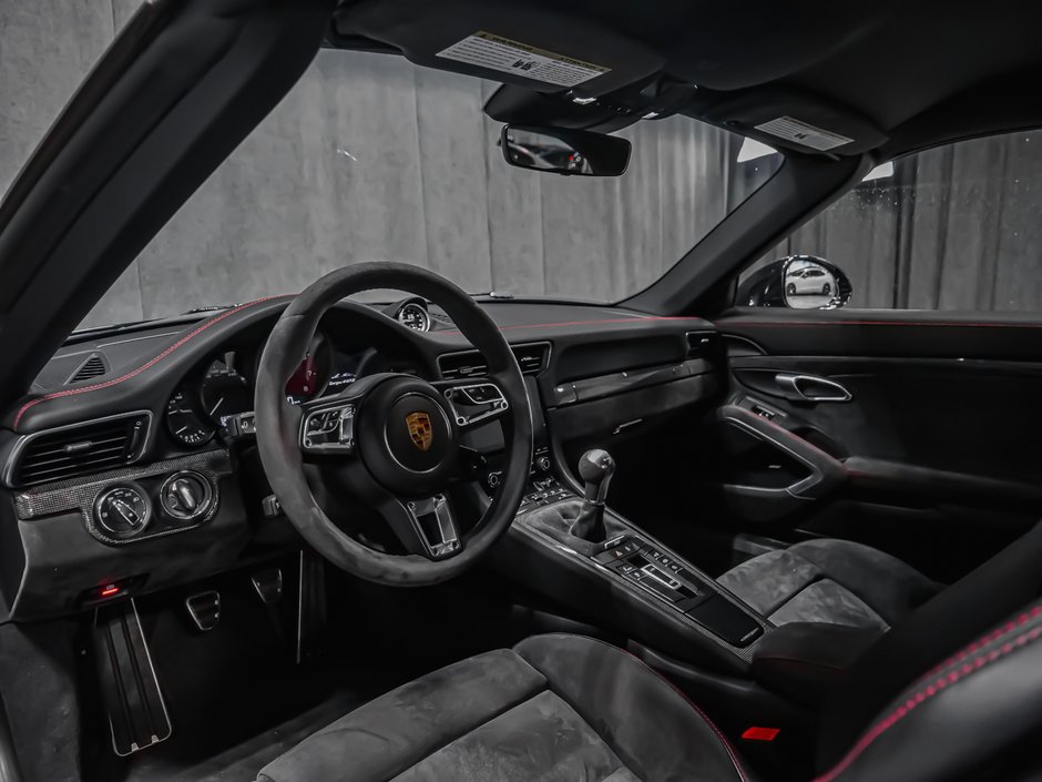 2019 Porsche 911 Targa 4 GTS-17