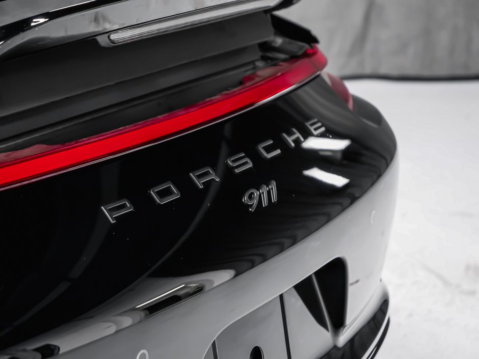 2019 Porsche 911 Targa 4 GTS-11