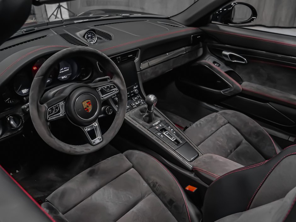 2019 Porsche 911 Targa 4 GTS-40