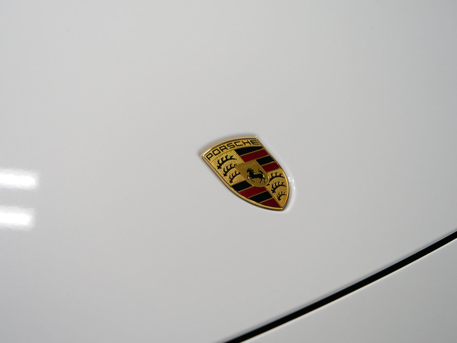 2021 Porsche 911 TURBO-34