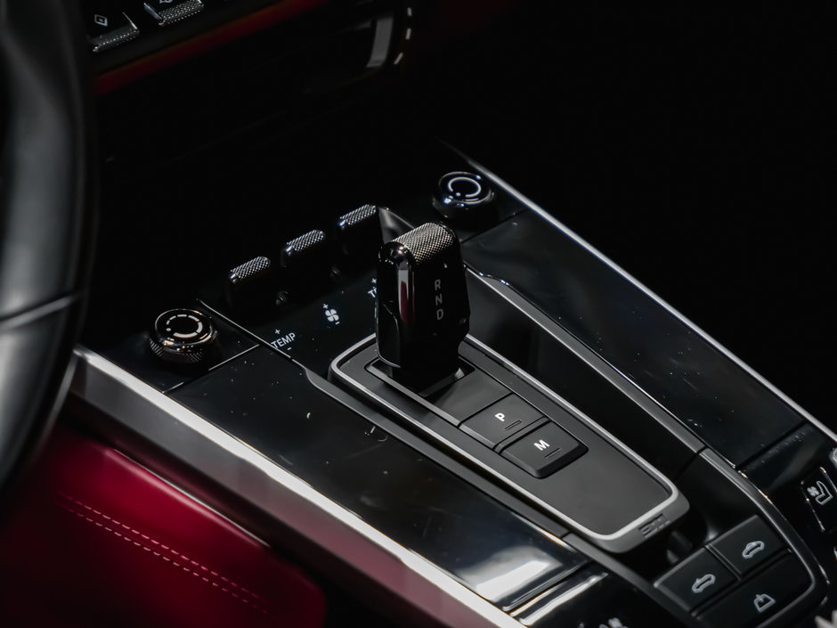 2021 Porsche 911 TURBO-18