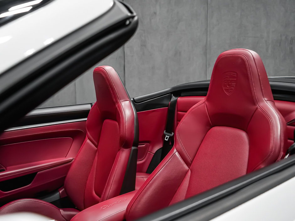 2021 Porsche 911 TURBO-36
