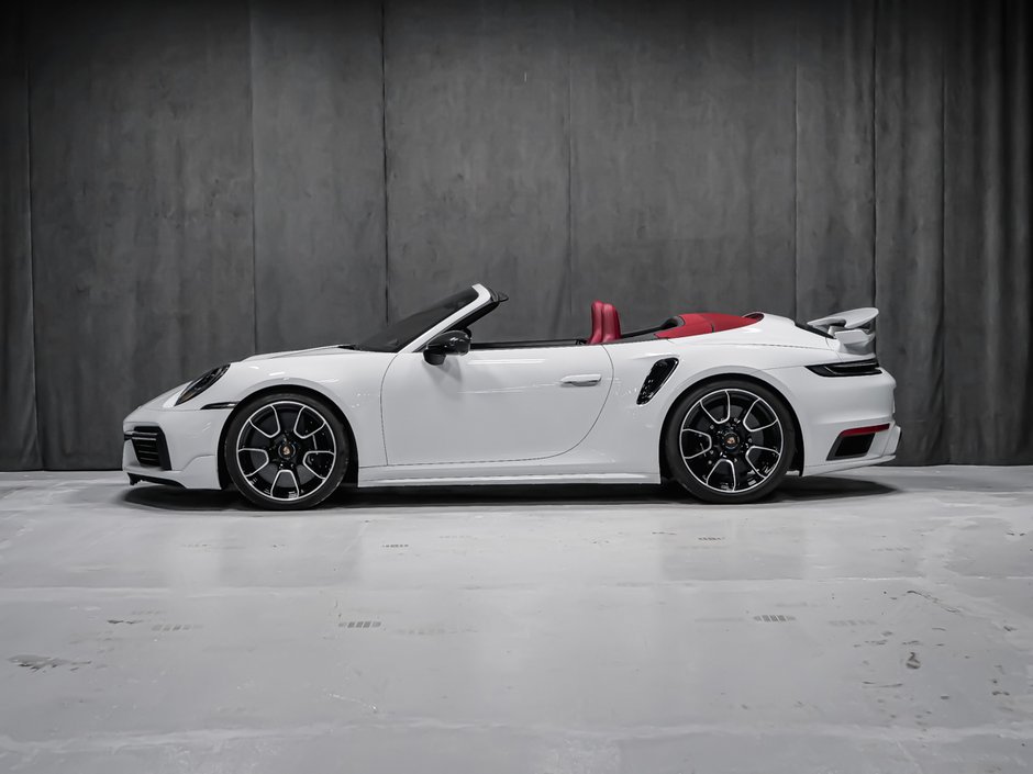 Porsche 911 TURBO S 2021-3