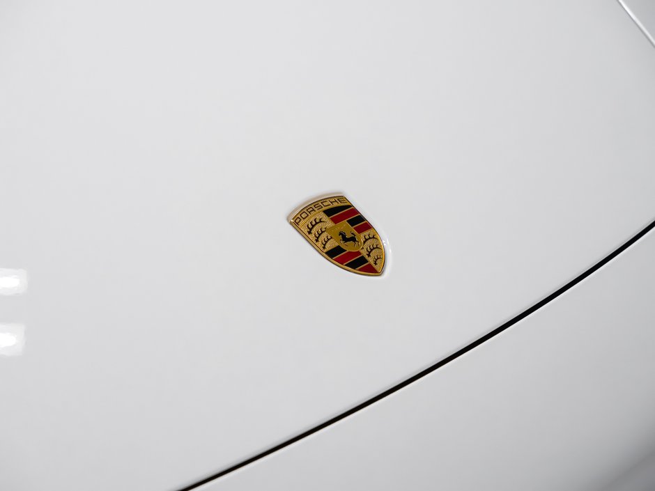 Porsche 911 TURBO S 2021-33