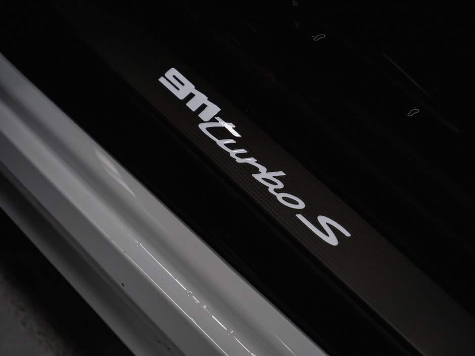 Porsche 911 TURBO S 2021-13