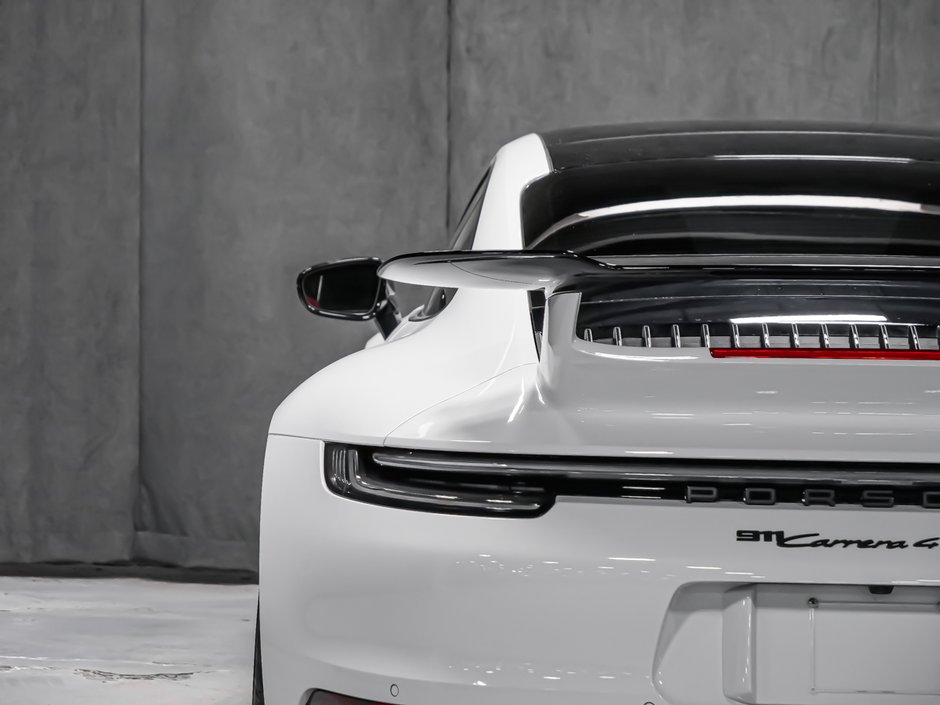 2022 Porsche 911 Carrera 4 GTS-9