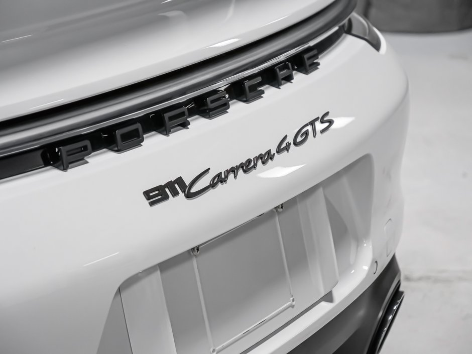2022 Porsche 911 Carrera 4 GTS-7