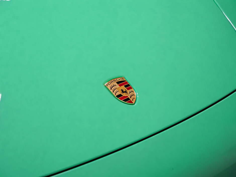 Porsche 911 Carrera 4 GTS 2023-35
