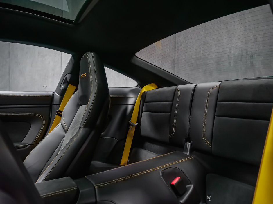 Porsche 911 Carrera 4 GTS 2023-46