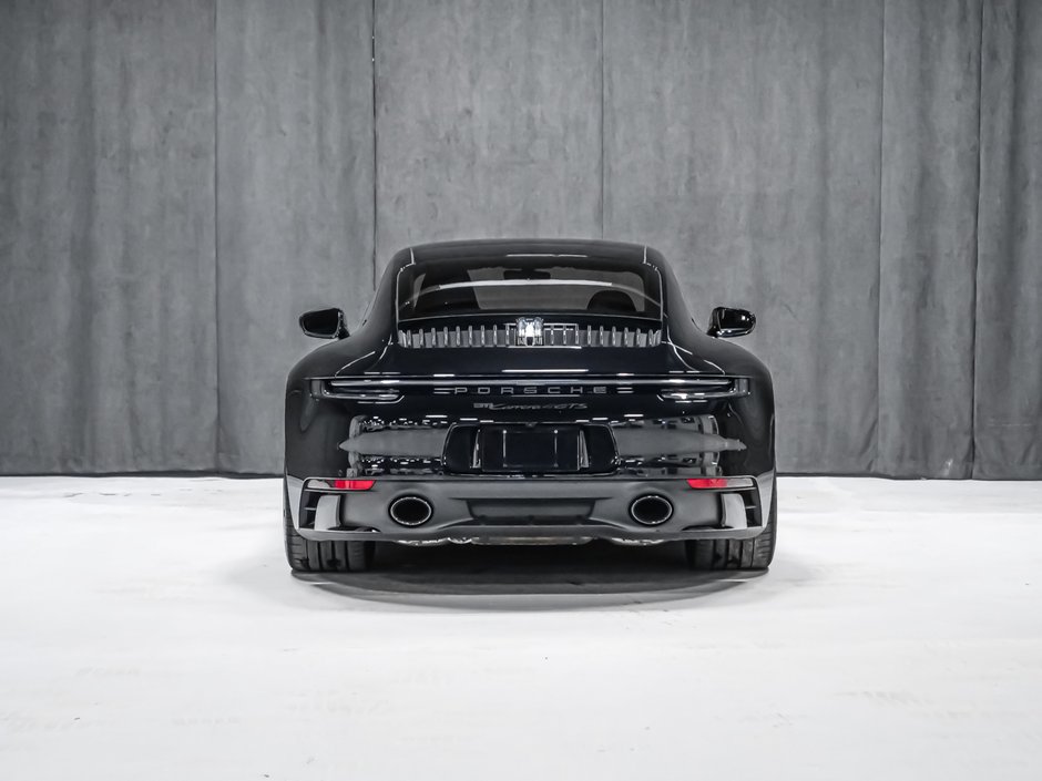 Porsche 911 CARRERA 4 GTS 2024-5