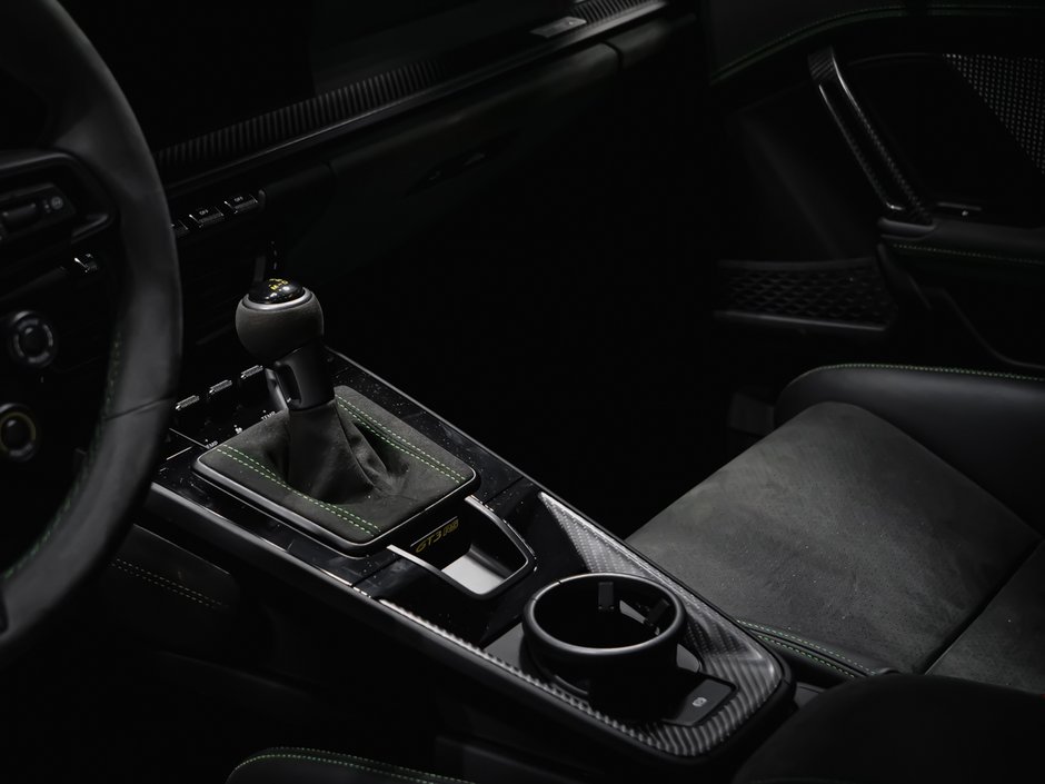 Porsche 911 GT3 RS 2025-17