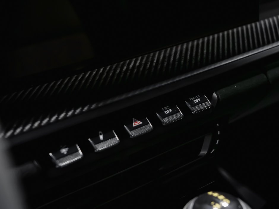 Porsche 911 GT3 RS 2025-35