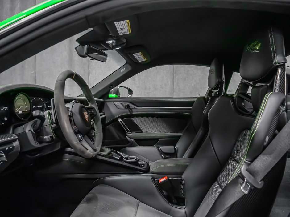 Porsche 911 GT3 RS 2025-49