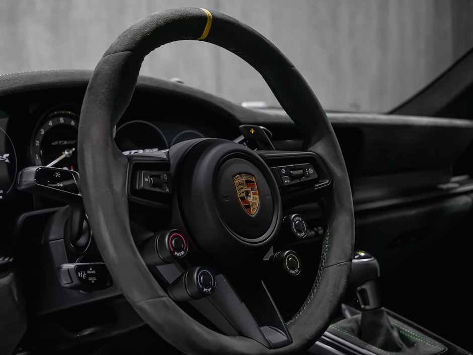 Porsche 911 GT3 RS 2025-18