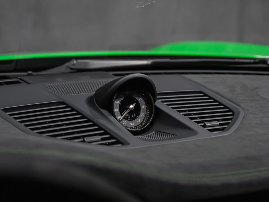 Porsche 911 GT3 RS 2025-31