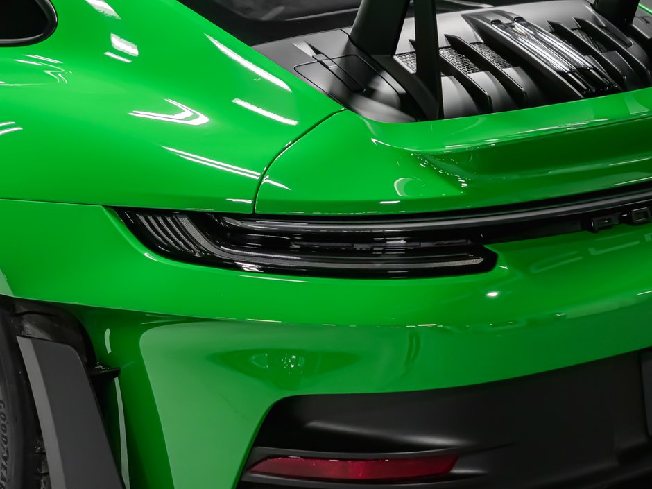 Porsche 911 GT3 RS 2025-11