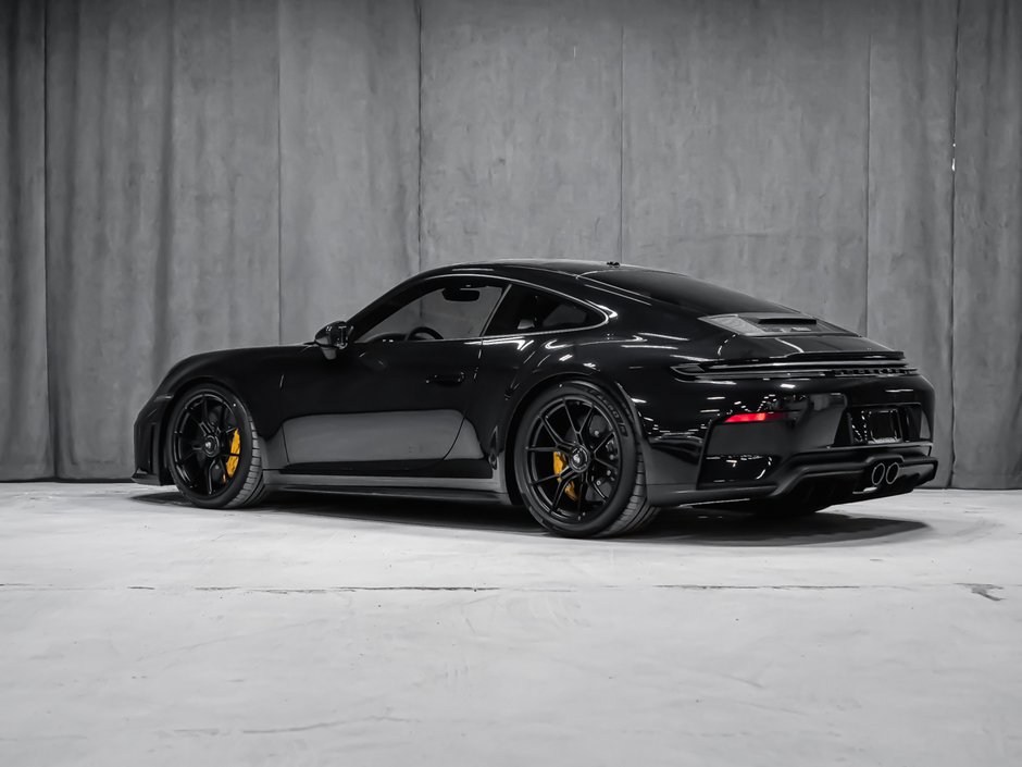 Porsche 911 GT3 Touring- PCCB, Buckets, Manual, Fr axle lift 2026-7