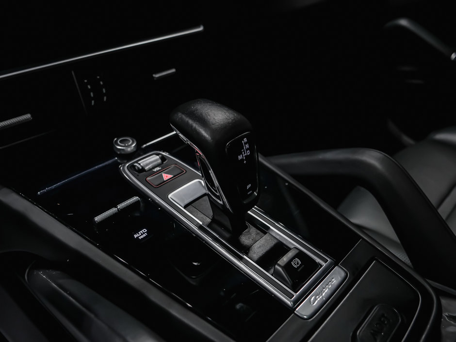 2021 Porsche Cayenne GTS-19