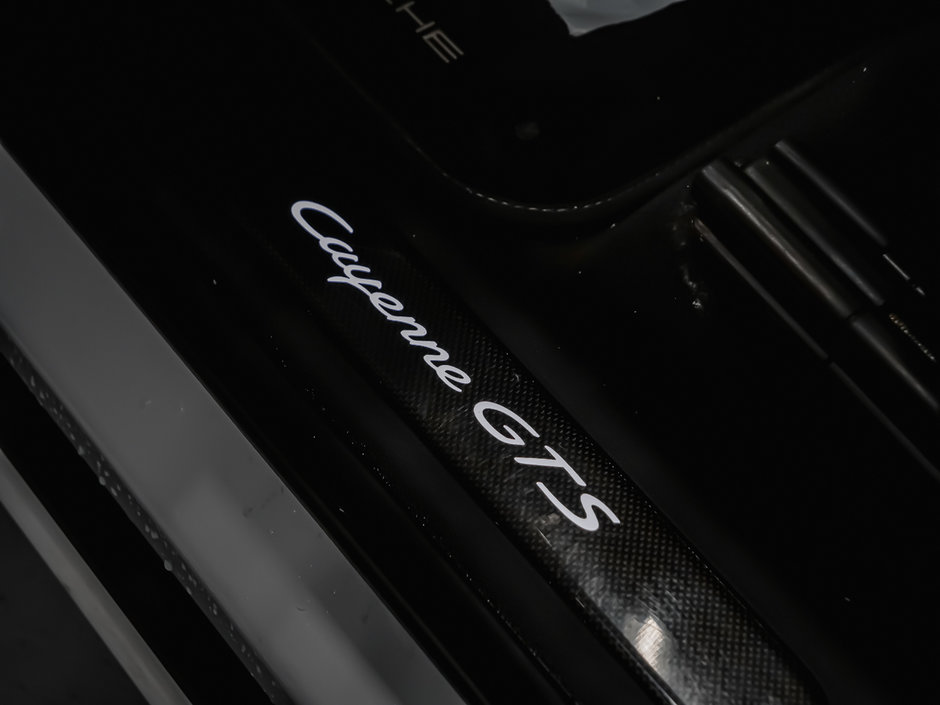 2021 Porsche Cayenne GTS-12