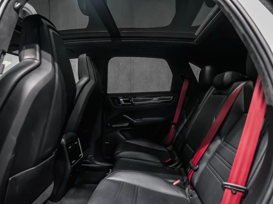 2021 Porsche Cayenne GTS-29
