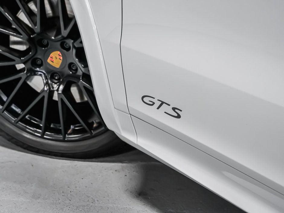 2021 Porsche Cayenne GTS-6