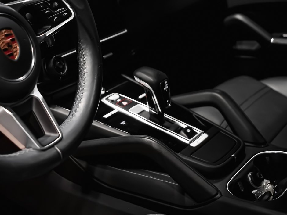 Porsche Cayenne GTS 2021-7