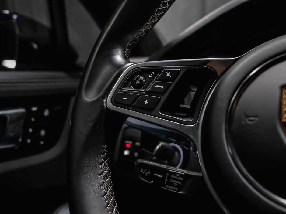 2023 Porsche Cayenne GTS-24
