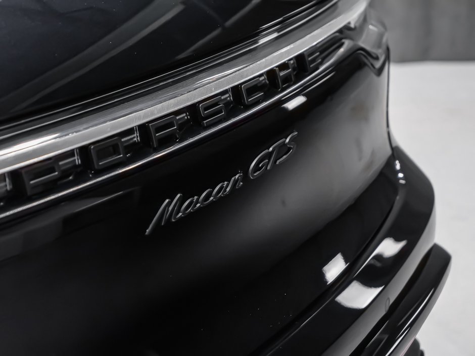 2025 Porsche Macan GTS-4