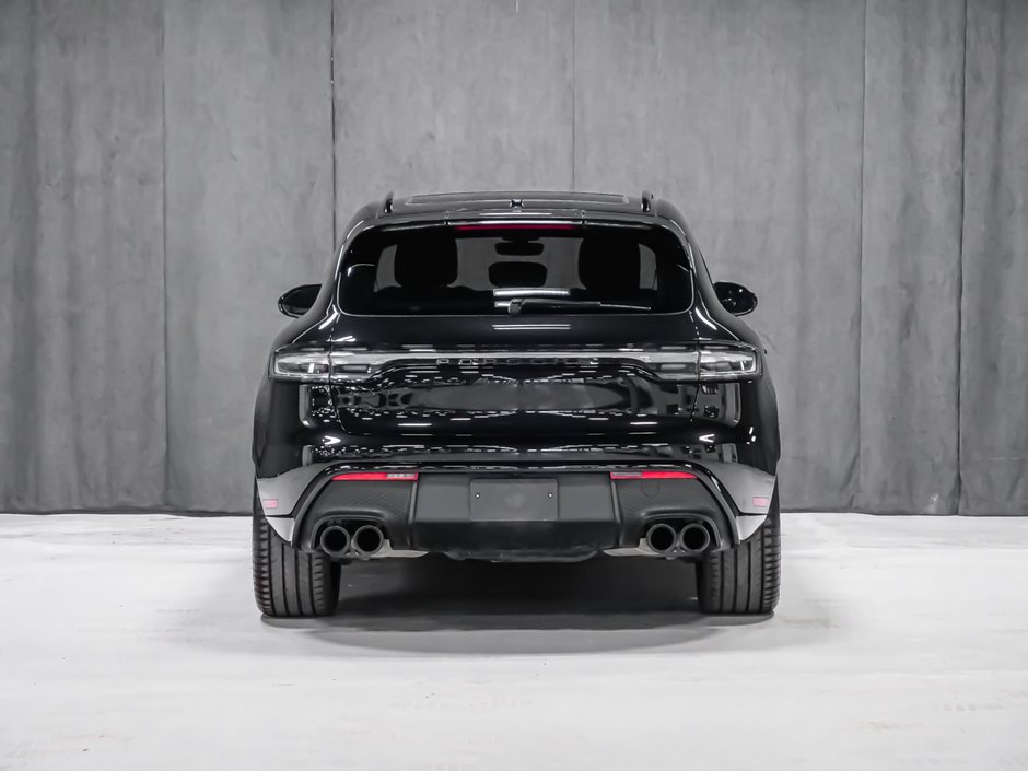 2025 Porsche Macan GTS-8
