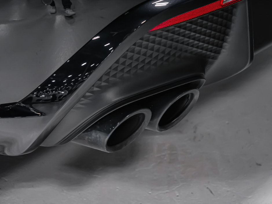 2025 Porsche Macan GTS-6