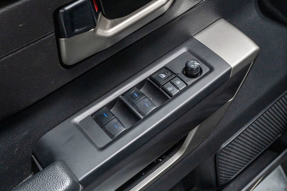 2023 Toyota Tundra SR-13