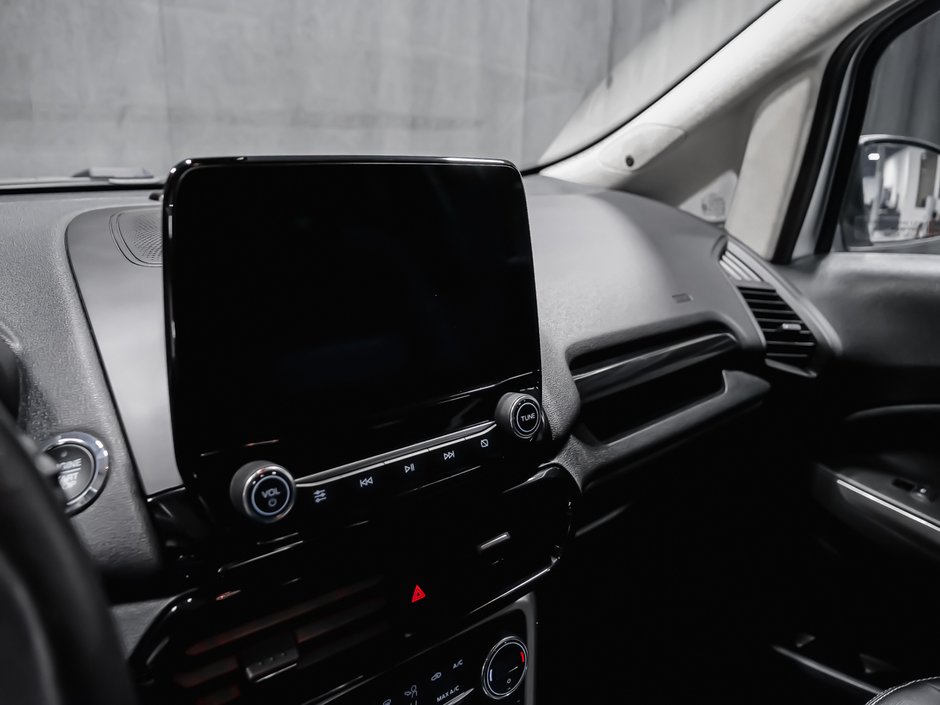 Ford EcoSport TITANIUM 2020-9